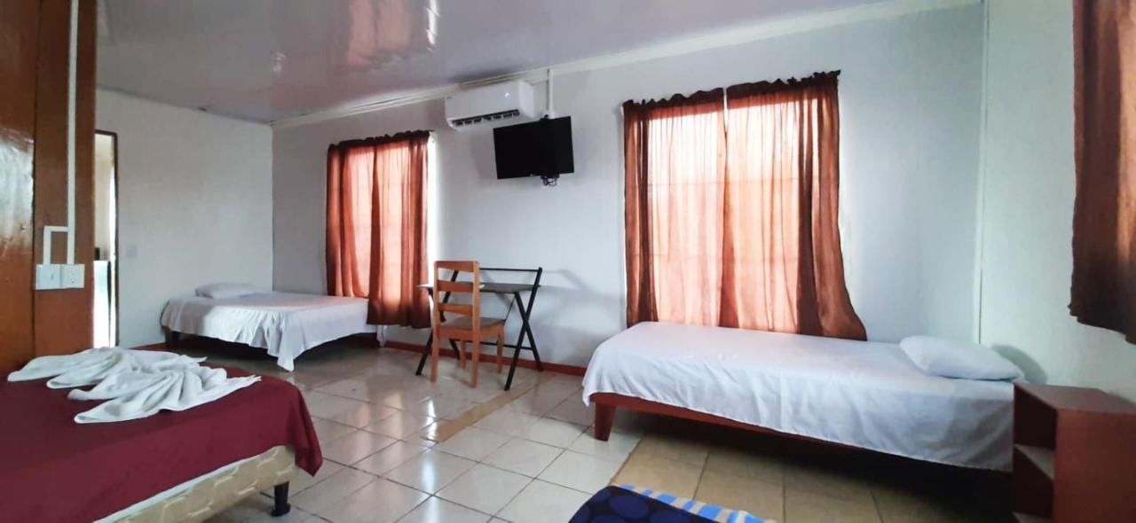 Apartamentos Villa Arenal #3 La Fortuna Bagian luar foto